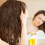 De quoi avez-vous besoin pour huiler vos cheveux ? Les incontournables du traitement à l'huile pour cheveux
