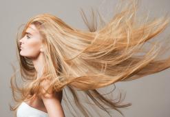 Une méthode efficace pour obtenir des cheveux longs. Comment accélérer naturellement la pousse de vos cheveux?