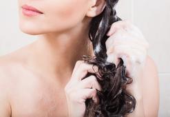 Se laver les cheveux sans shampooing commercial. Qu'est-ce que la méthode 